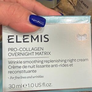 ELEMIS Pro-Collagen Overnight Matrix Night Cream - Cream and Blue Packaging
